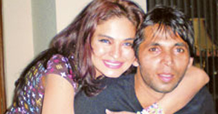 Asif and Veena tied the knot in UK 